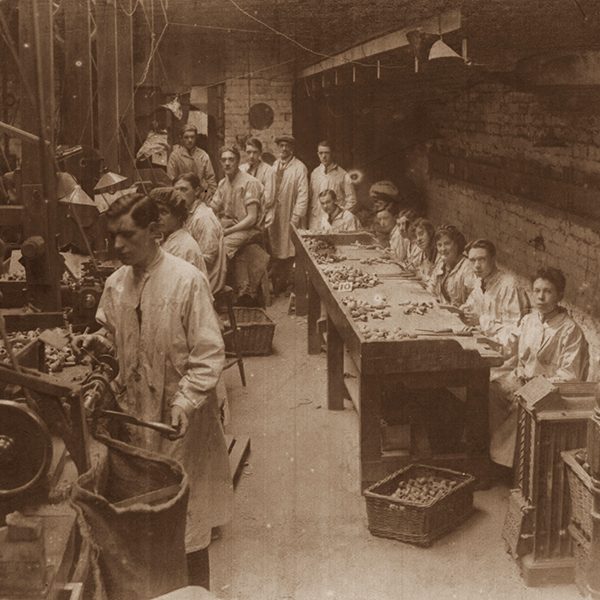 Vintage Peterson Factory